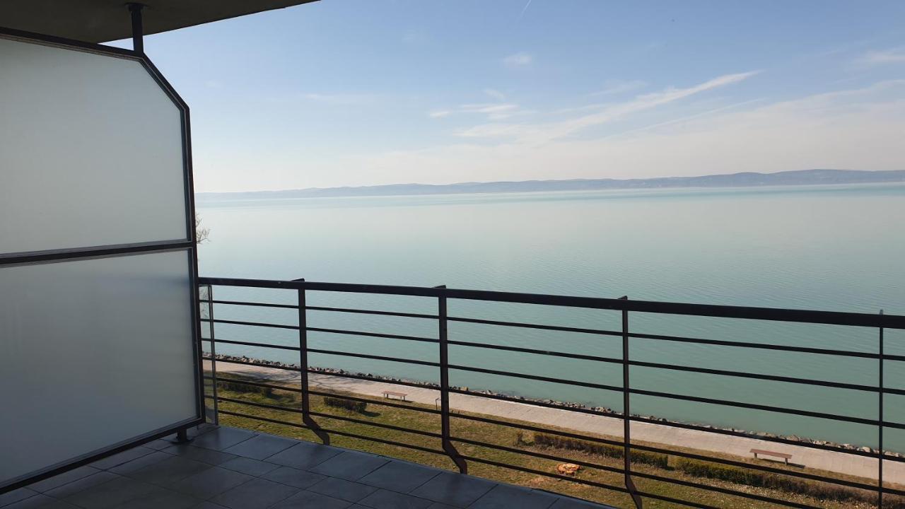 Golden Brown Apartment Siófok Esterno foto