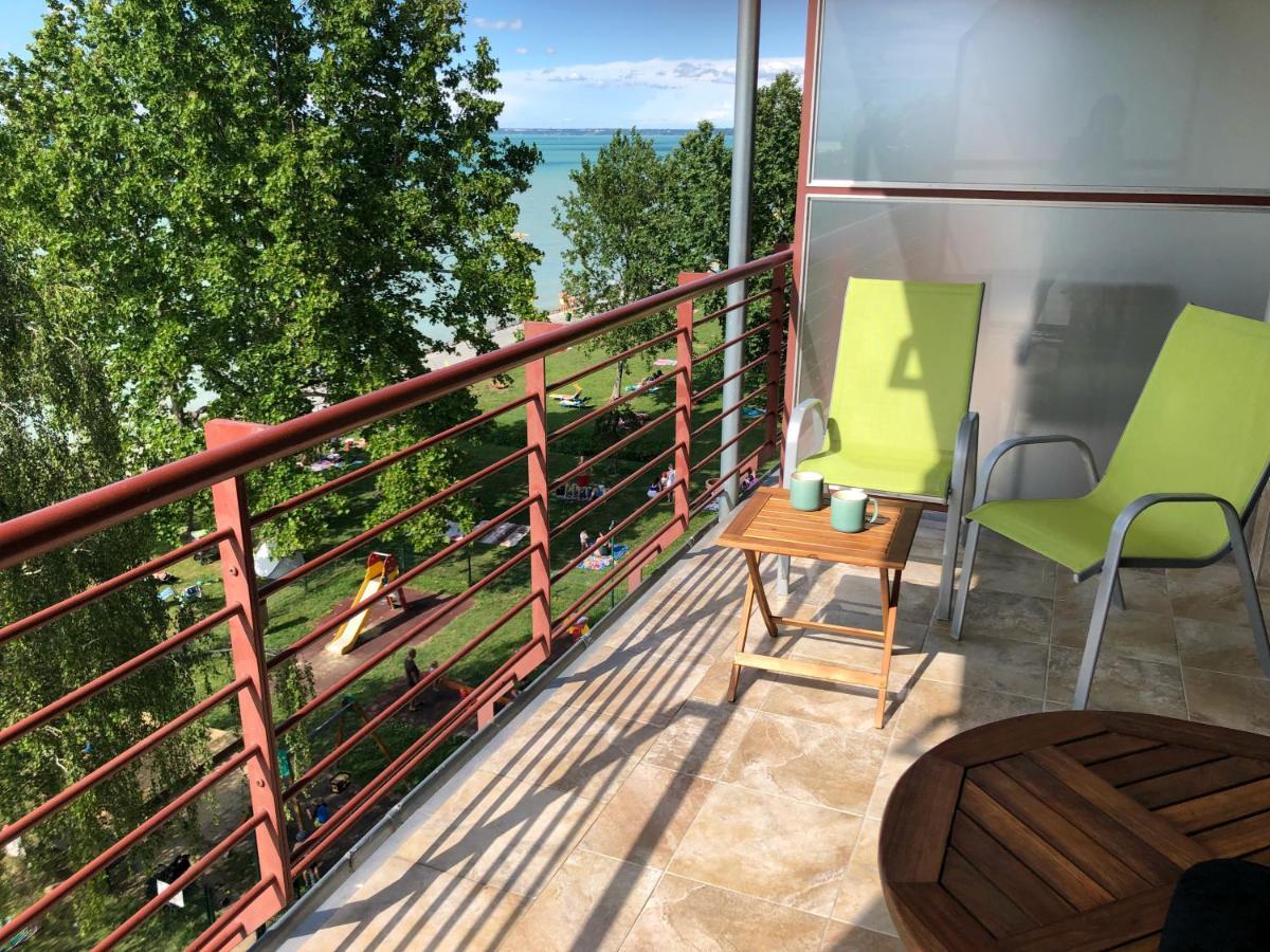 Golden Brown Apartment Siófok Esterno foto
